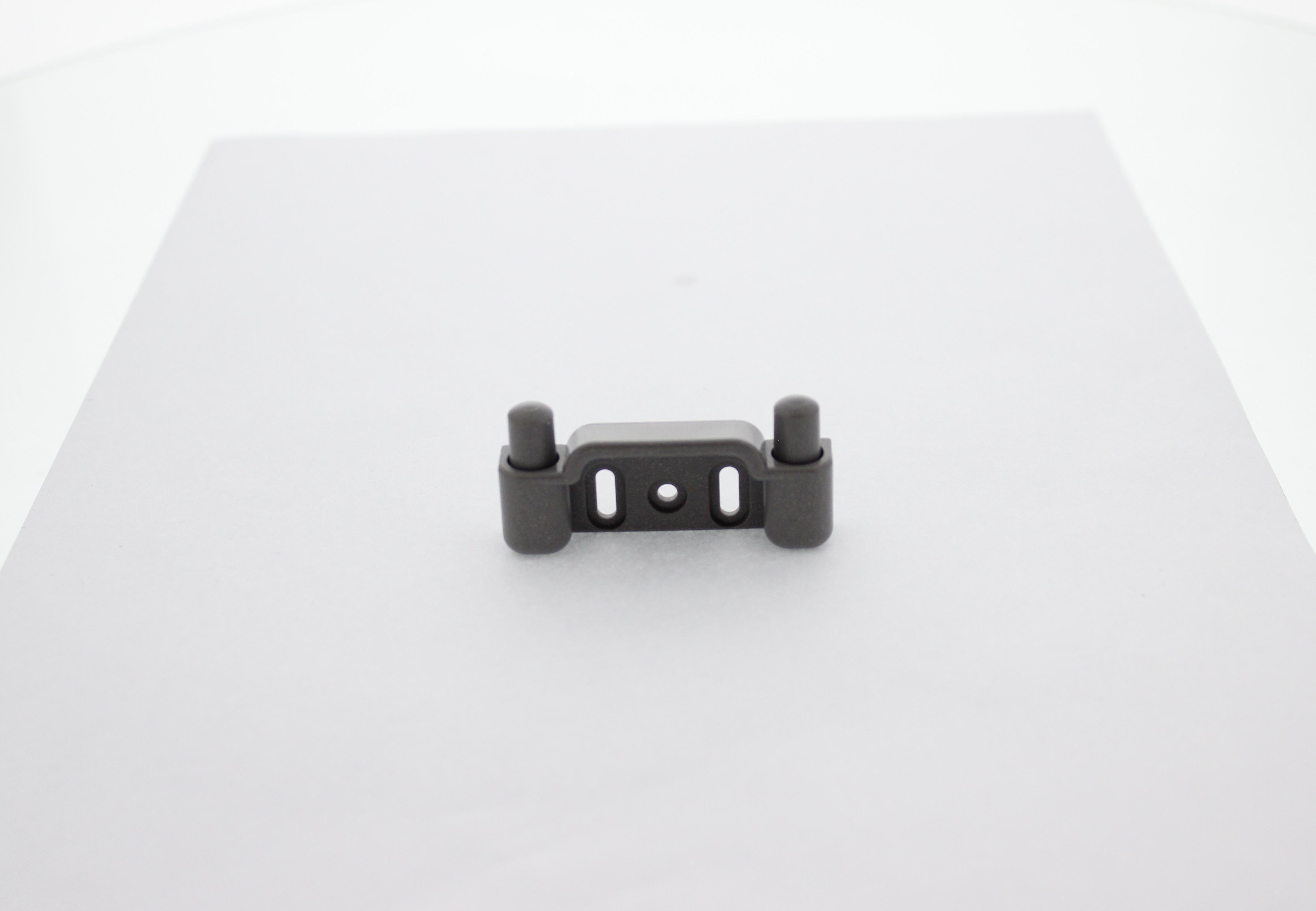 SMEKKLÅS MOTSTYKKE MED DEMP